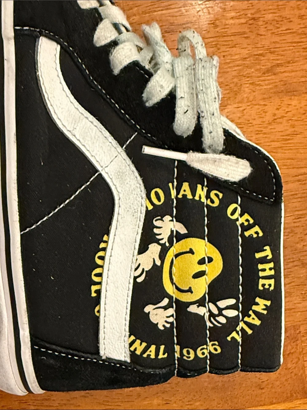 Vans Black High-Top men Sneakers with Smiley Graphics size 11.5